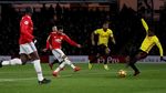 Tendangan Bebas Indah Young dan Solo Run Lingard di Vicarage Road