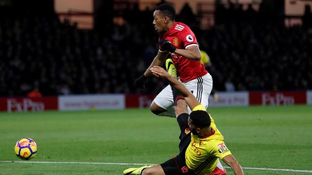 Watford berhasil menyamai torehan Liverpool dan Chelsea di puncak klasemen Liga Inggris.