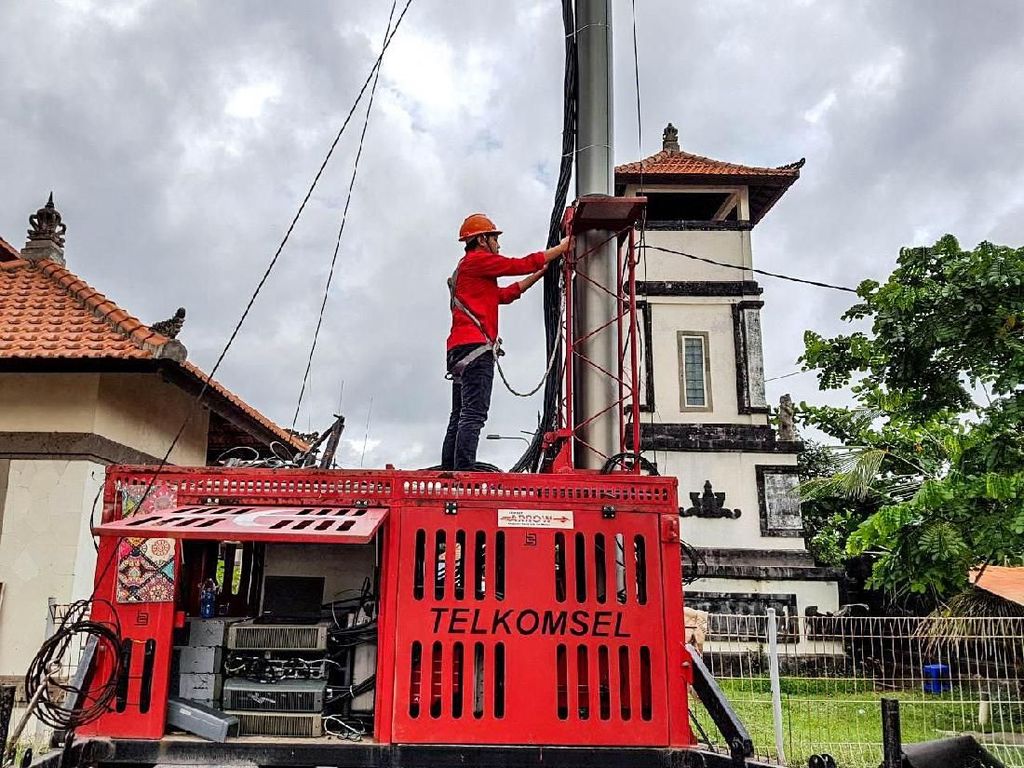Telkomsel Tuntaskan Refarming 2,1 GHz Lebih Awal Telkomsel Tuntaskan Refarming 2,1 GHz Lebih Awal