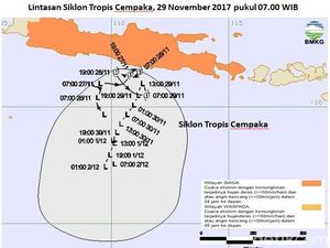 BNPB: 19 Orang Meninggal Akibat Cuaca Ekstrem Siklon Cempaka BNPB: 19 Orang Meninggal Akibat Cuaca Ekstrem Siklon Cempaka