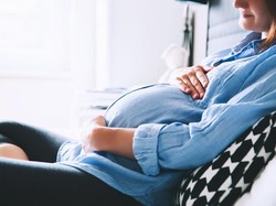 Duh! Dengar Pendapat Orang Bikin Ibu Hamil Gampang Khawatir