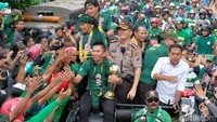 Persebaya menjadi juara Liga 2 usai mengalahkan PSMS Medan 3-2 di Stadion Bandung Lautan Api, Selasa (28/11/2017). (Istimewa)