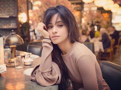 Rahasia Camila Cabello Punya Tubuh Seksi dan Bugar