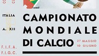 Piala Dunia 1934. Dihelat di Italia, poster ini memunculkan sesosok pesepakbola yang hendak menyepak si kulit bundar. Sederhana, tapi kini terasa klasik. (Foto: Eurosport/Internet)
