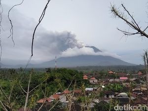 Akibat Erupsi Gunung Agung, Bagaimana Target Kunjungan Turis di 2017?