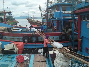Cuaca Ekstrem, Nelayan Rembang Tetap Melaut