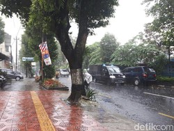 Hujan Lebat dan Angin Diperkirakan Landa DIY Hingga 2 Hari ke Depan