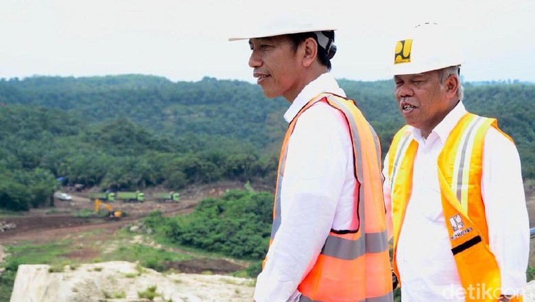 Jokowi Kejar Pemerataan Lewat Pembangunan Infrastruktur