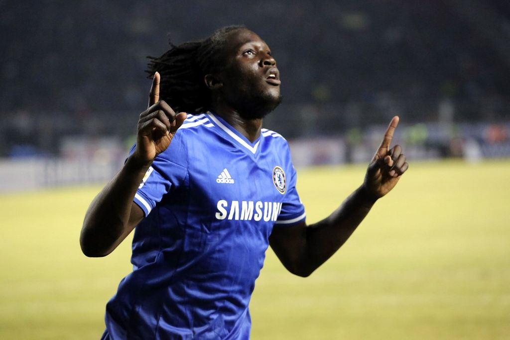 JAKARTA, INDONESIA - JULY 25:  Romelu Lukaku of Chelsea celebrates scoring a goal during the match between Chelsea and Indonesia All-Stars at Gelora Bung Karno Stadium on July 25, 2013 in Jakarta, Indonesia.  (Photo by Stanley Chou/Getty Images)