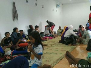 Ratusan Warga Korban Banjir Mengungsi di Kebonagung Bantul