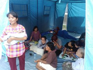 Korban Longsor di Yogya Harap Pemerintah Segera Perbaikan Talud Korban Longsor di Yogya Harap Pemerintah Segera Perbaikan Talud