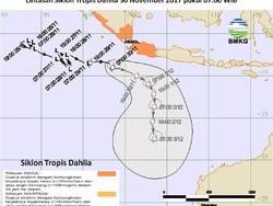 Cuaca Ekstrem, BPBD Jabar Minta Daerah Tingkatkan Kewaspadaan