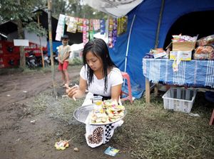 Melihat Keseharian Pengungsi Gunung Agung