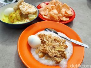 Mang H. Oyo: Gurih Kental Bubur Ayam Cakwe yang Terkenal Sejak 1970 Mang H. Oyo: Gurih Kental Bubur Ayam Cakwe yang Terkenal Sejak 1970