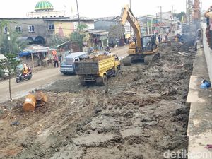 Kejati DKI Awasi Pembangunan Tanggul Pantai Senilai Rp 85 Miliar