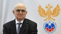 Eks striker Uni Soviet di era 60-an, Nikitan Simonyan, ditunjuk sebagai salah satu yang mengaduk bola pengundian fase grup Piala Dunia 2018. Saat ini dia berumur 91 tahun. (Istimewa)