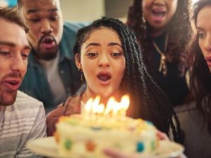 Cara Aman Tiup Kue Ulang Tahun Agar Tak Sebarkan Kuman dan Virus