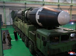 Tak Ada Rudal Balistik di HUT ke-70 Korut