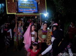 Peringati Maulid Nabi, Warga di Banjarnegara Gelar Pawai Dayakan
