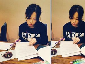 Mewarnai, Kegemaran Taeyeon SNSD yang Bisa Taklukkan Stres Mewarnai, Kegemaran Taeyeon SNSD yang Bisa Taklukkan Stres