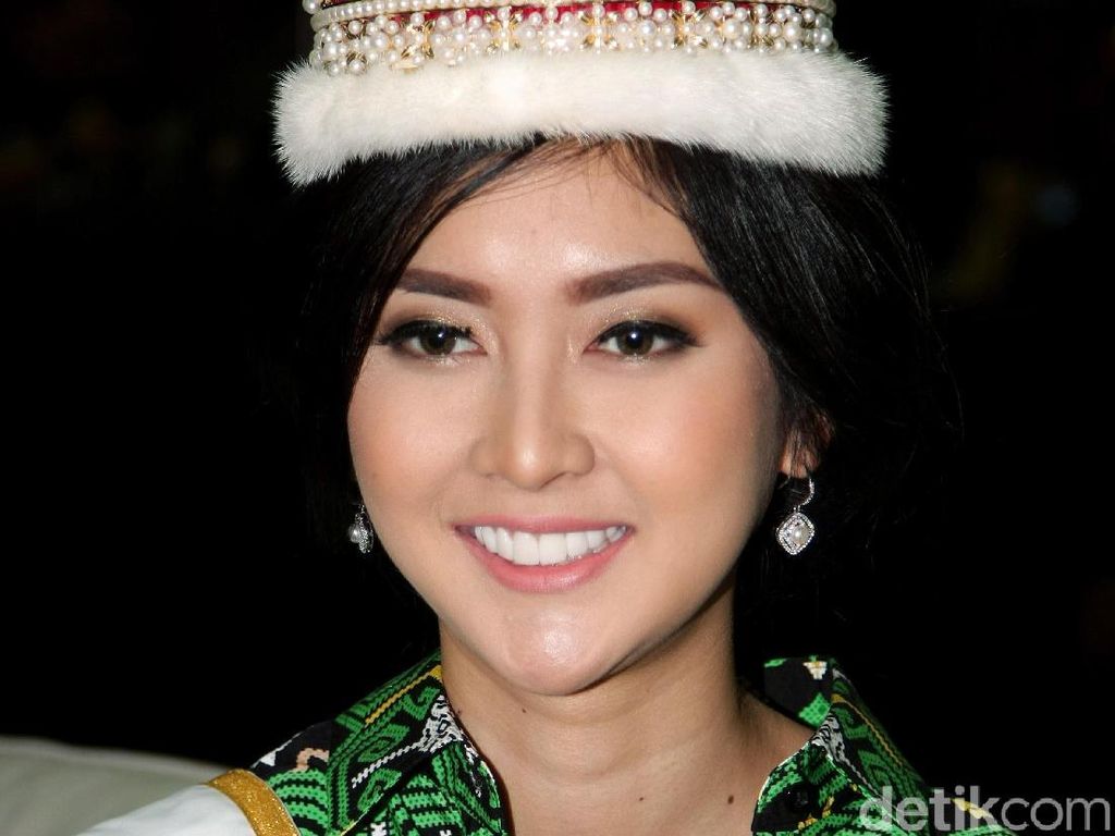 Foto: Pesona Kecantikan Kevin Liliana, Juara Miss International 2017 Foto: Pesona Kecantikan Kevin Liliana, Juara Miss International 2017
