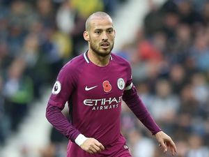 David Silva Perpanjang Kontraknya di City David Silva Perpanjang Kontraknya di City