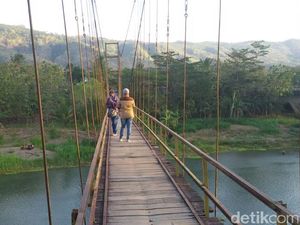 Indahnya Jembatan Gantung Soka Bantul Sebelum Jebol Diterjang Banjir Indahnya Jembatan Gantung Soka Bantul Sebelum Jebol Diterjang Banjir