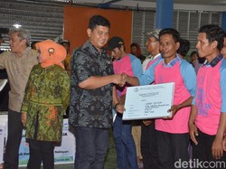 Nelayan Jatim dapat Bantuan Kapal Perikanan dari Kementerian KKP