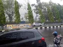 Siklon Dahlia, Basarnas Imbau Wisatawan Tak ke Palabuanratu