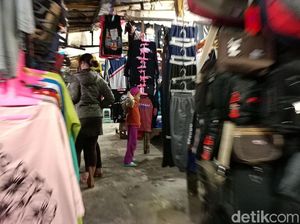 Melihat PKL Cicadas, PR yang Belum Dibereskan Ridwan Kamil