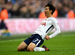 Son Heung-min Pemain Internasional Terbaik Asia 2017