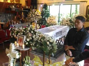 Jenazah Bondan akan Dikremasi Siang Ini di Cibinong Jenazah Bondan akan Dikremasi Siang Ini di Cibinong