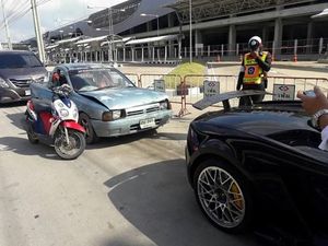 Lamborghini Ditabrak Penjual Ikan, Begini Reaksi Pemiliknya