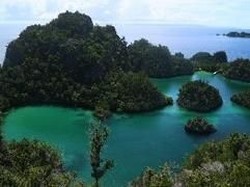 Aktor Bollywood Terpikat Raja Ampat, Bintang AS Sebut Gili Meno Surga