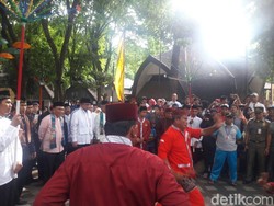 Didampingi Jawara, Anies Resmikan Sistem KJP Gratis Masuk Ancol