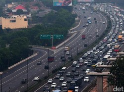 Ini Langkah yang Dilakukan Jasa Marga Atasi Macet di Tol Cikampek