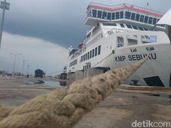 Urai Kepadatan di Merak, 5 Dermaga dan 23 Kapal Dioperasikan