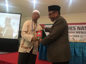 Dianggap Pahlawan Al Maidah, Buni Yani Dapat Hadiah Umroh Dianggap Pahlawan Al Maidah, Buni Yani Dapat Hadiah Umroh
