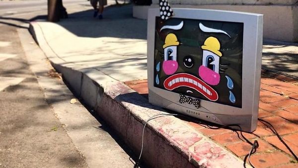 Potret Kesedihan Barang Bekas yang Dibuang Pemiliknya