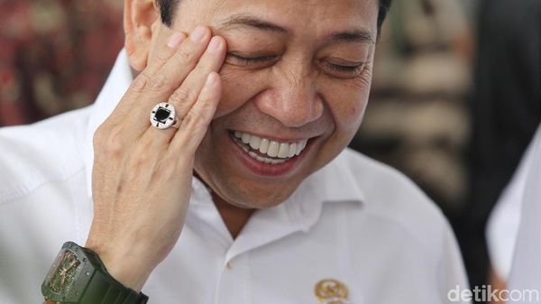 Novanto Pernah Pakai 2 Jam Mewah Richard Mille, Ini Penampakannya