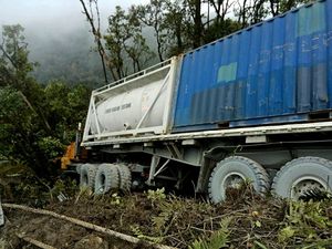 Ini Truk Freeport yang Ditembaki KKB di Timika