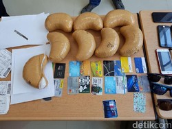 4 Pria yang Diringkus di Bandara SSK II Pekanbaru Bawa Sabu 5,7 Kg