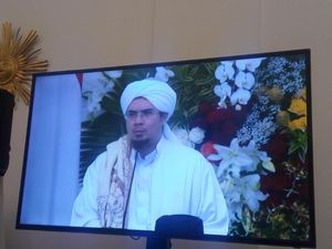Habib Jindan: Islam Tak Dibela dengan Caci Maki, Tapi dengan Rahmat