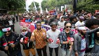 Foto: Aksi Tuntut Penutupan Freeport yang Berhias Bintang Kejora