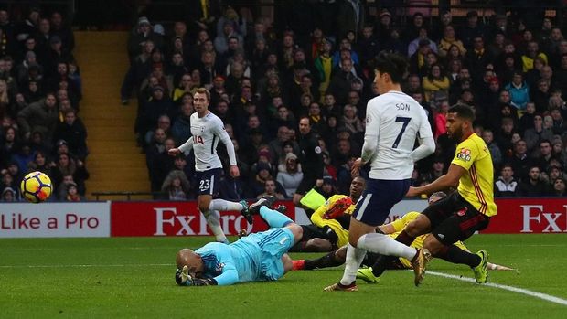 Sepuluh Pemain Spurs Berimbang dengan Watford