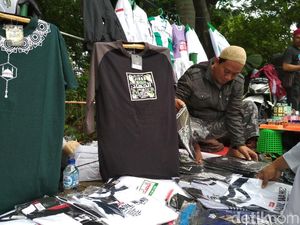 Jual Atribut FPI di Reuni 212, Pria Ini Raup Rp 10 Juta