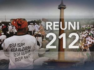 Massa Reuni 212 dari Cilegon Berangkat ke Jakarta Jelang Dini hari Massa Reuni 212 dari Cilegon Berangkat ke Jakarta Jelang Dini hari