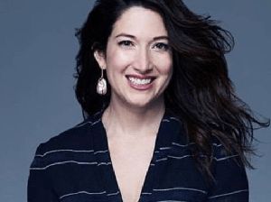 Kakak Perempuan Mark Zuckerberg Dilecehkan di Pesawat