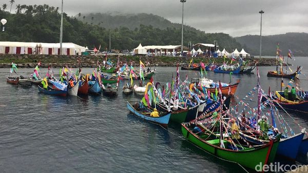 Hujan Deras Tak Pudarkan Pesona Sail Sabang 2017