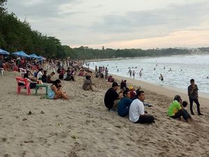 Wishnutama Tak Mau Masyarakat Cuma Nonton Turis Wishnutama Tak Mau Masyarakat Cuma Nonton Turis